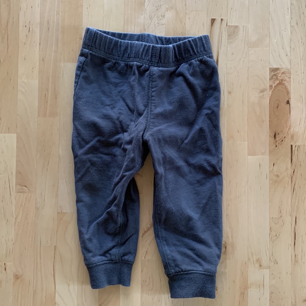 Bundle of 5 Sweatpants - Picture 4 of 11